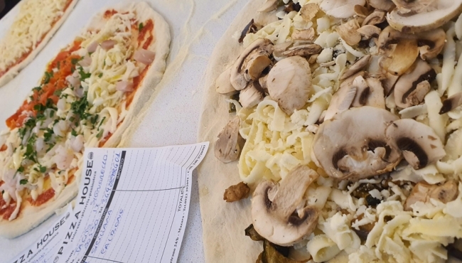 Menu pizza per 2 persone con antipasto rustico